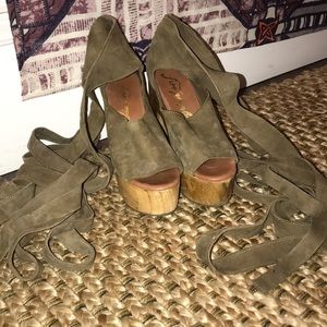 Free People suede tie up clogs/platforms